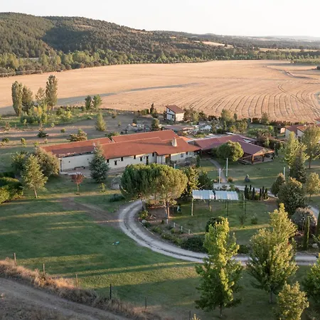 Bioclimatico Sabinares Del Arlanza فندق