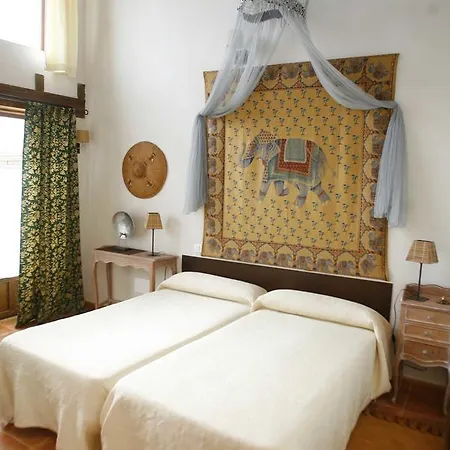 Rural Bioclimático Sabinares Del Arlanza Hotel