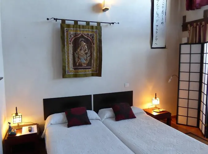 호텔 Bioclimatico Sabinares Del Arlanza 3*