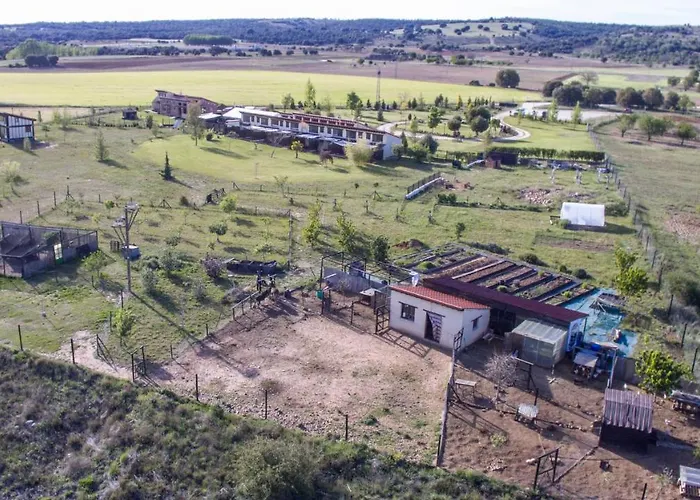 Bioclimatico Sabinares Del Arlanza 호텔